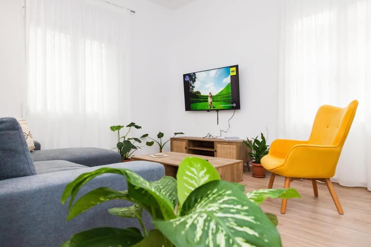 Beautiful New Apartment In Petralona Athen Exterior foto